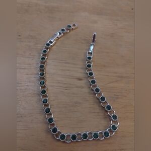 Elegant Women's Green Bracelet With Extension